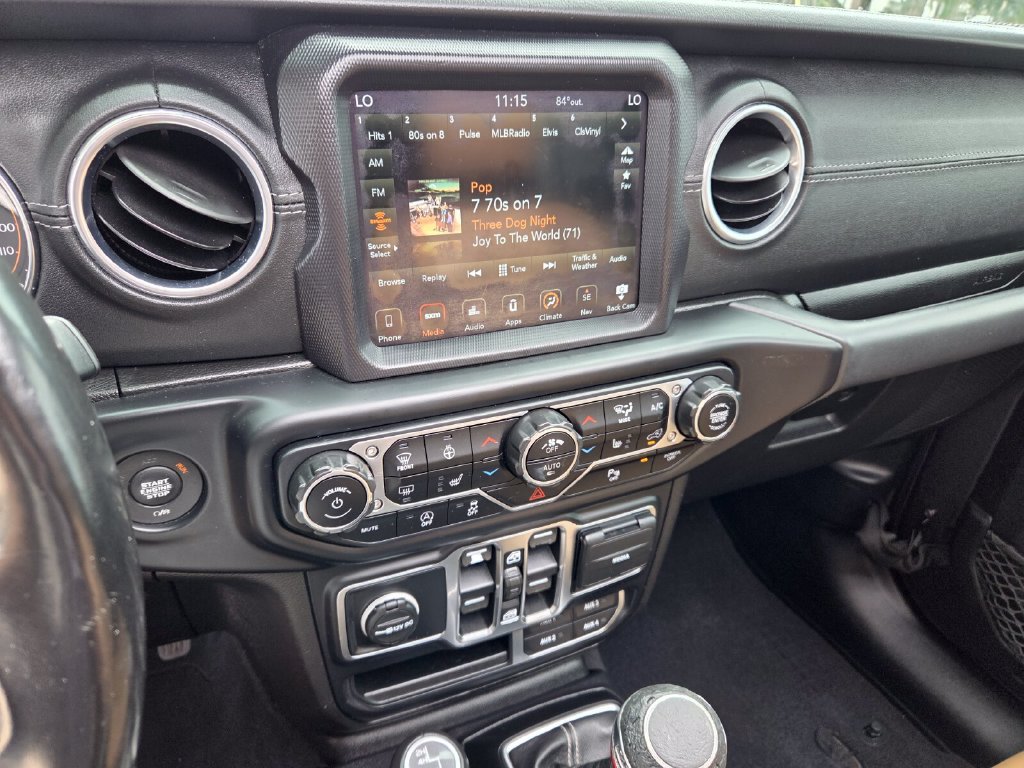 Used 2020 Jeep Wrangler Unlimited Sahara AWD/4WD image 23