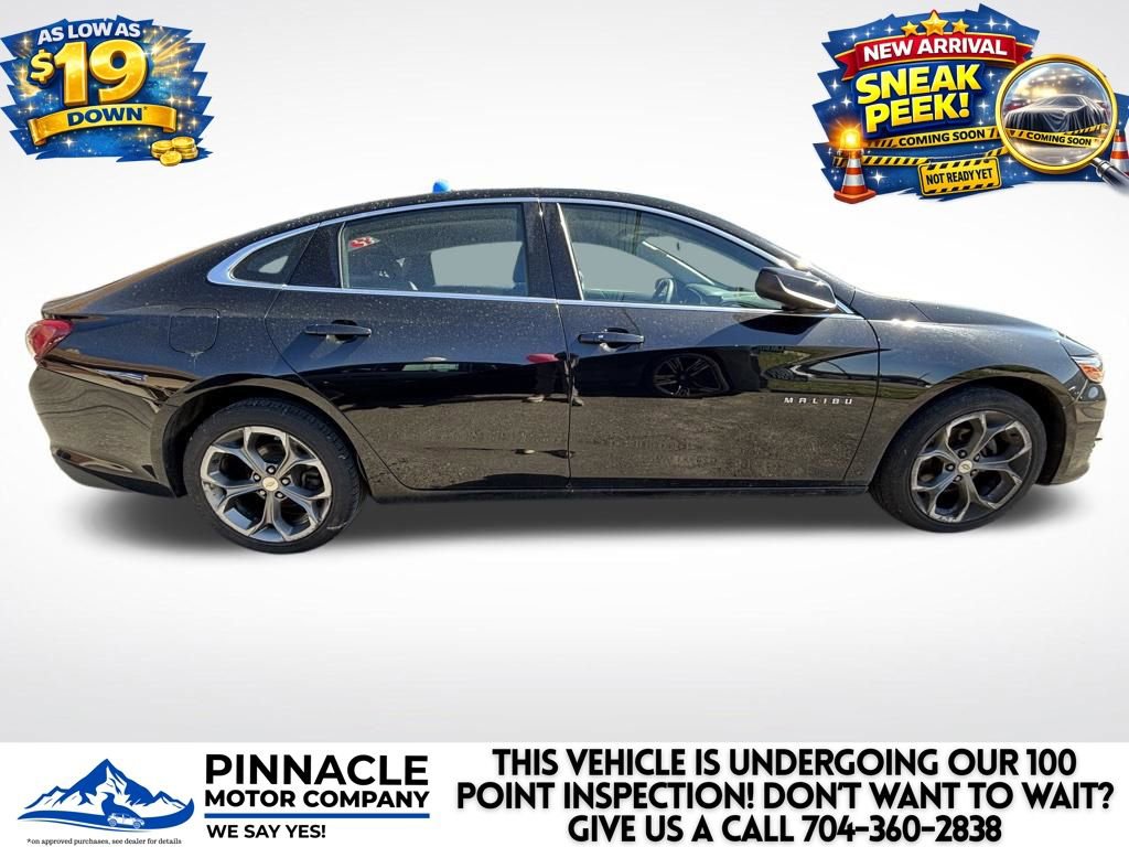 Used 2020 Chevrolet Malibu LT image 2