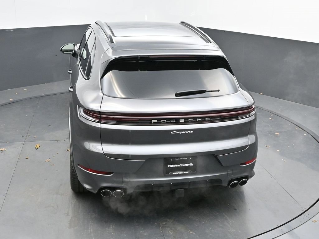 Certified 2025 Porsche Cayenne image 41