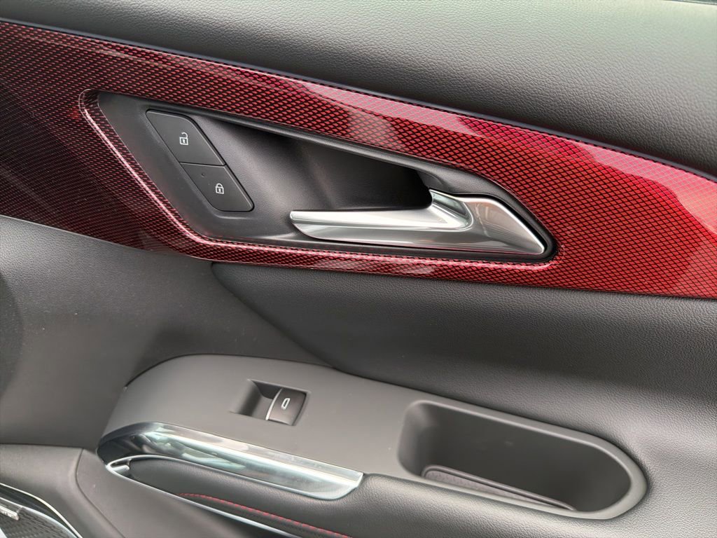 New 2026 Chevrolet Traverse RS w/ LPO, Floor Liner Package image 33