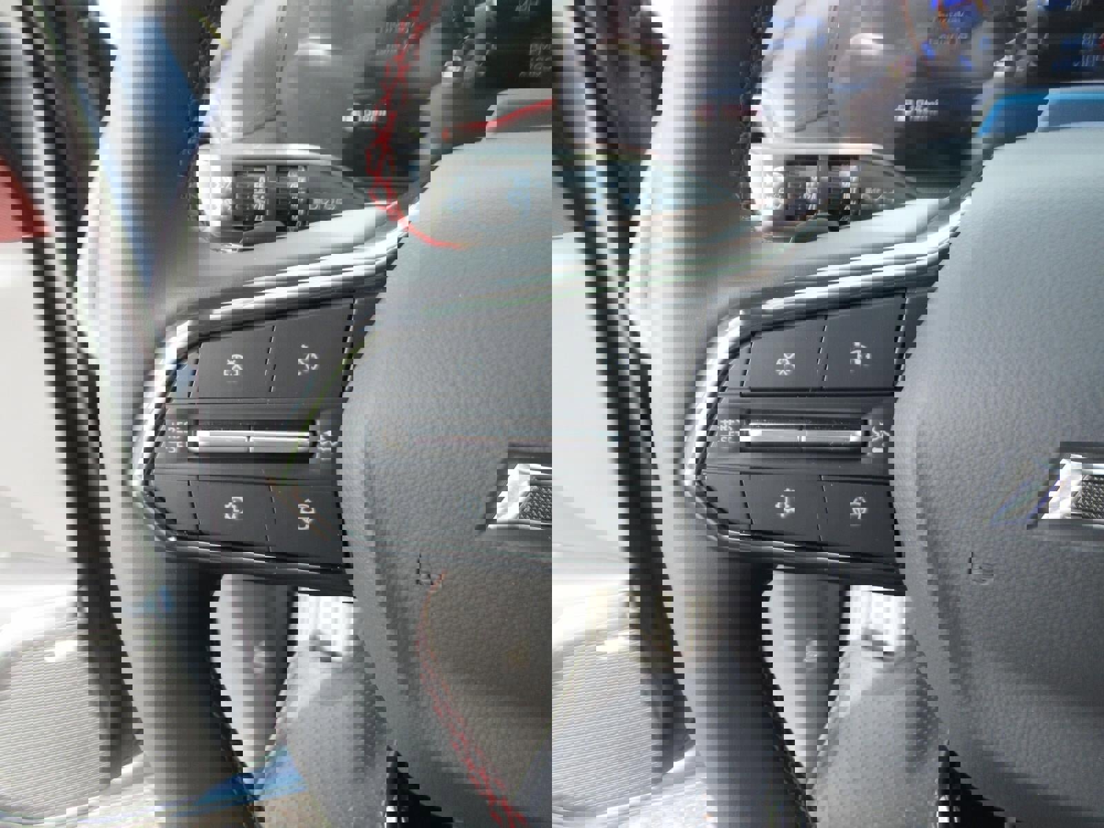 New 2026 Chevrolet Traverse RS image 21