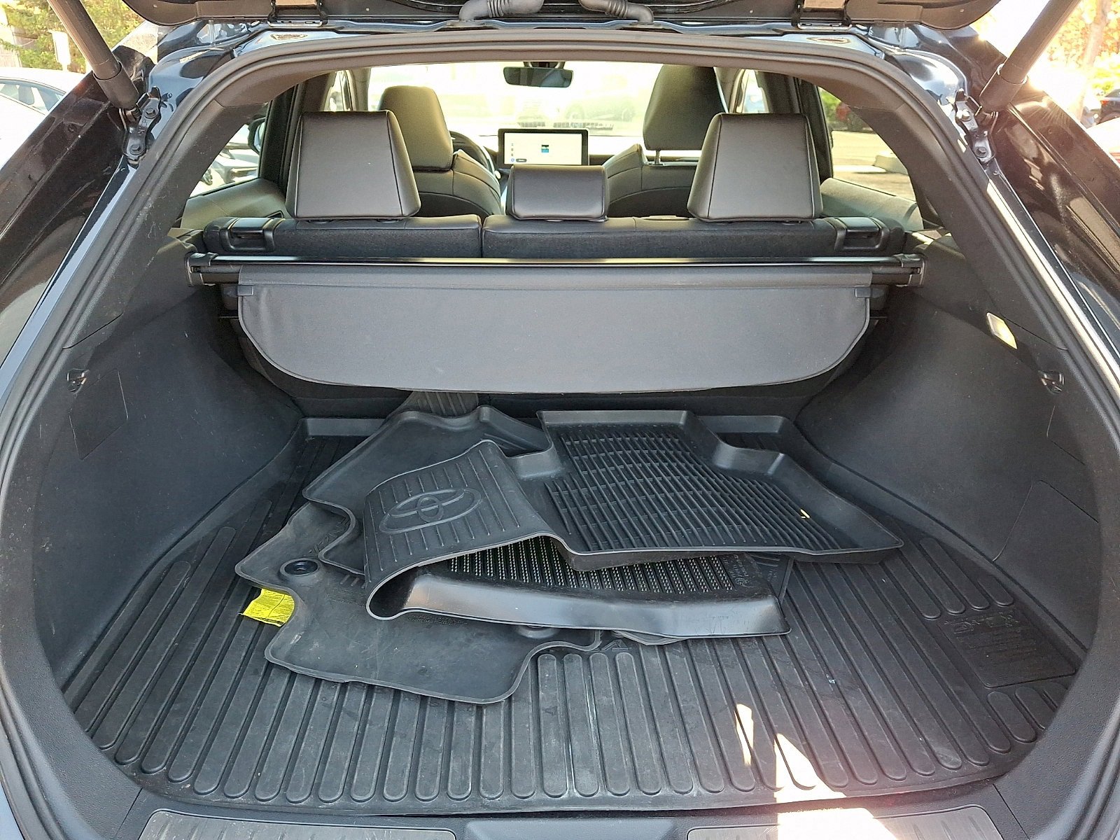 Certified 2024 Toyota Venza Nightshade AWD/4WD image 28