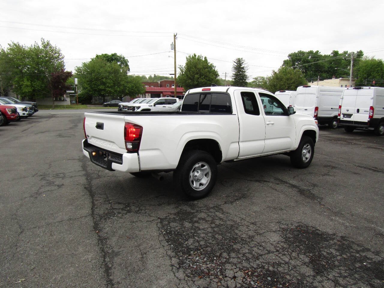 Used 2021 Toyota Tacoma SR RWD image 7