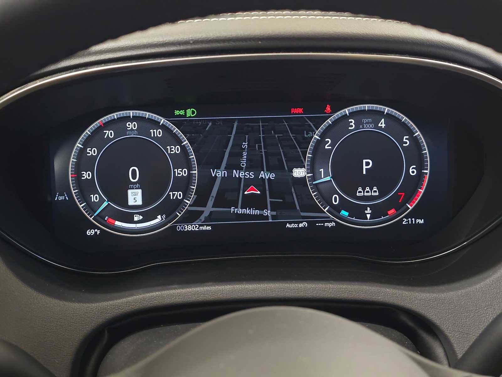 Used 2024 Jaguar E-PACE R-Dynamic SE image 27