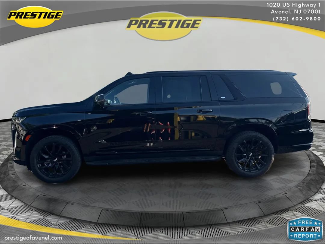 Used 2021 Cadillac Escalade ESV Sport w/ LPO, ONYX Package AWD/4WD image 8