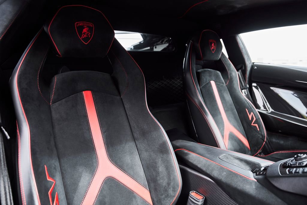Used 2016 Lamborghini Aventador LP 750-4 Superveloce AWD/4WD image 48
