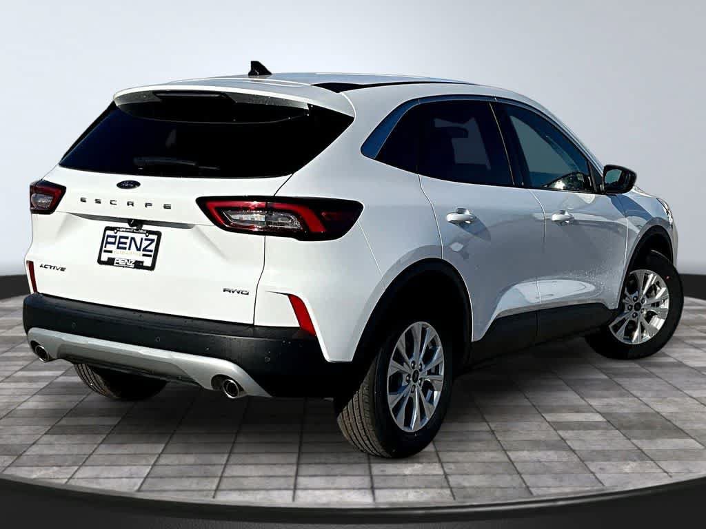 Used 2023 Ford Escape Active w/ Tech Pack #1 AWD/4WD image 7