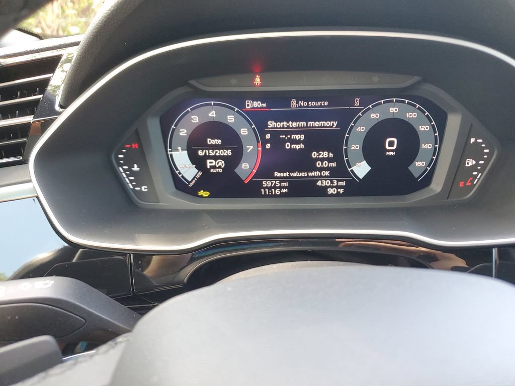 Certified 2025 Audi Q3 2.0T Premium Plus w/ Premium Plus Package AWD/4WD image 26