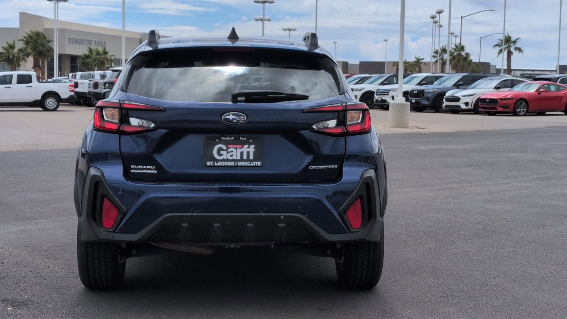 Used 2025 Subaru Crosstrek 2.0i Premium AWD/4WD image 4