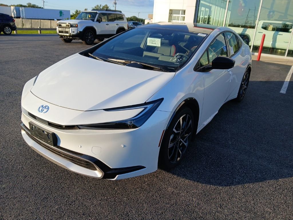 New 2026 Toyota Prius Plug-In Hybrid image 2