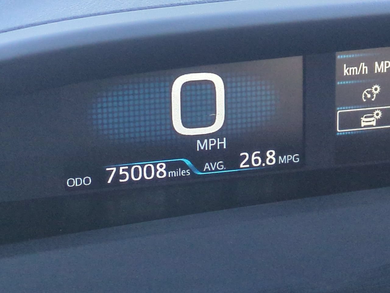 Used 2022 Toyota Prius LE FWD image 12
