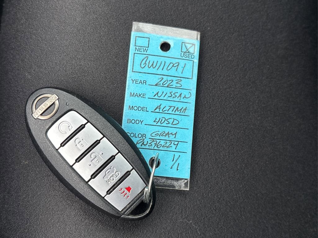 Used 2023 Nissan Altima 2.5 SV image 35
