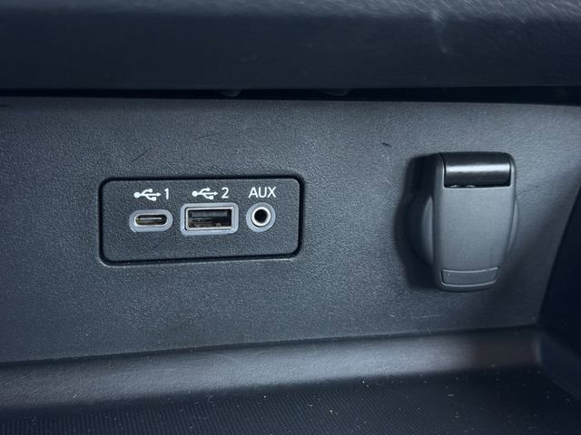 Used 2024 Nissan Altima 2.5 SV FWD image 21