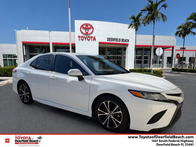 Used 2019 Toyota Camry SE w/ Convenience Package