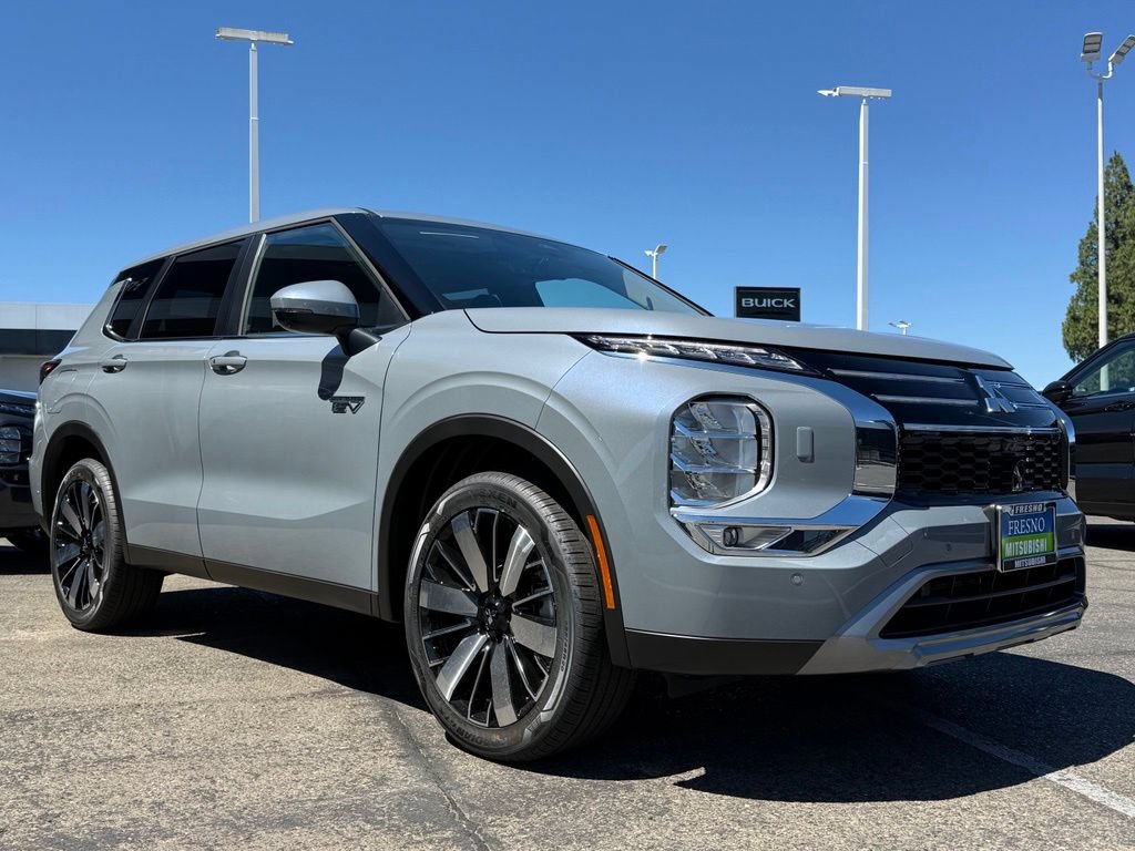 New 2026 Mitsubishi Outlander SE AWD/4WD image 2