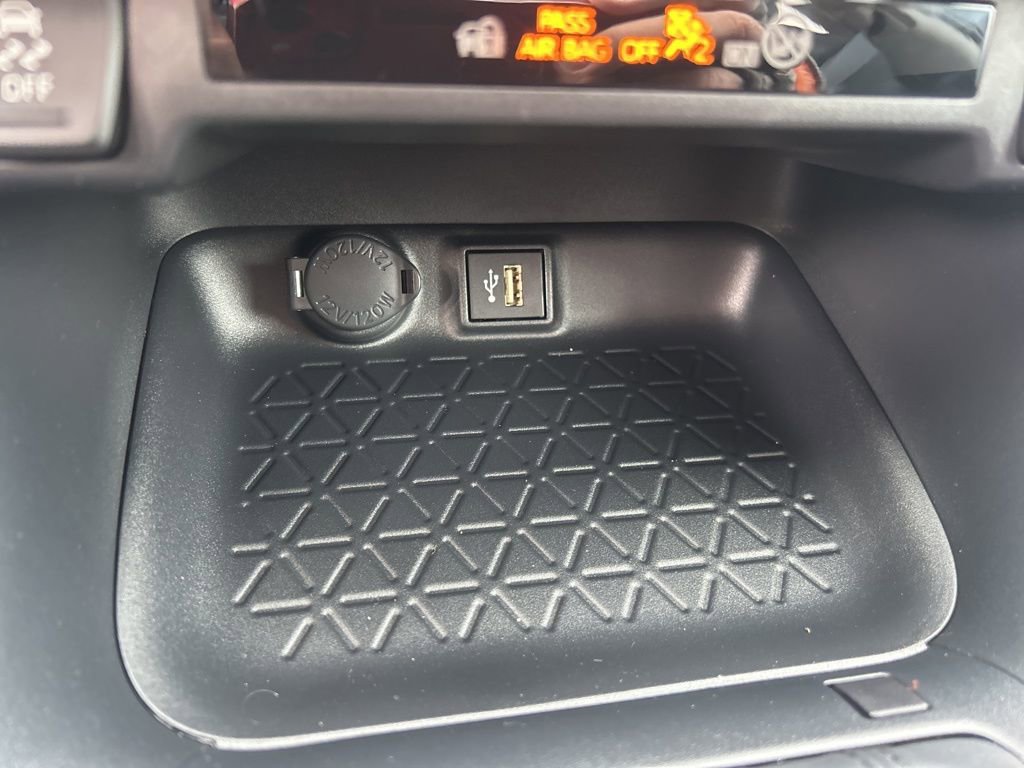 New 2025 Toyota RAV4 LE image 7