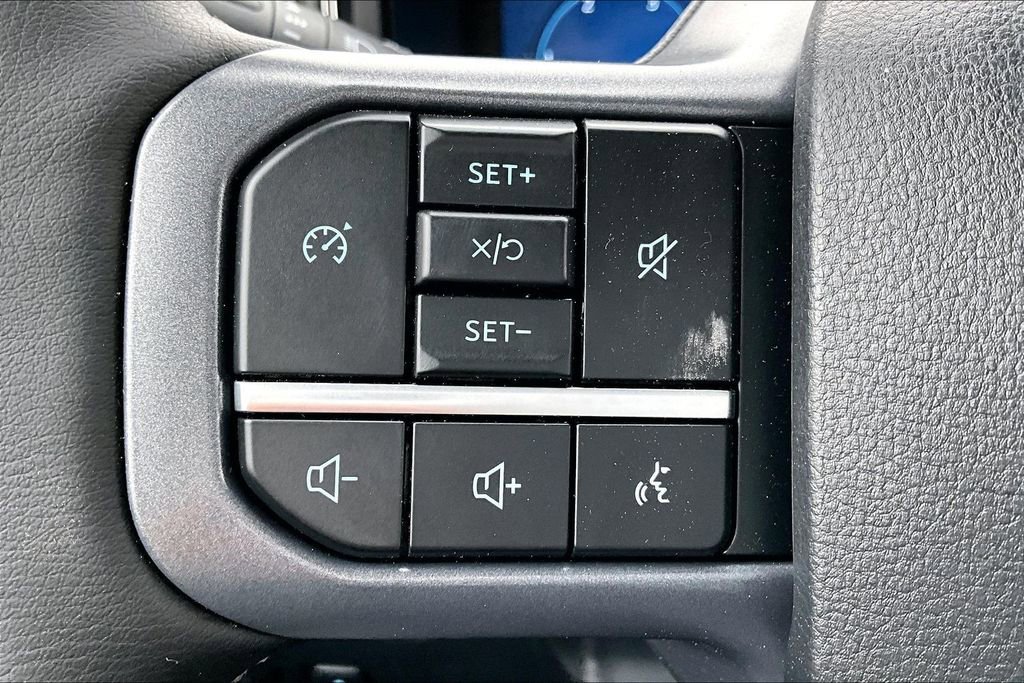 Used 2026 Ford F450 Lariat w/ FX4 Off-Road Package image 25