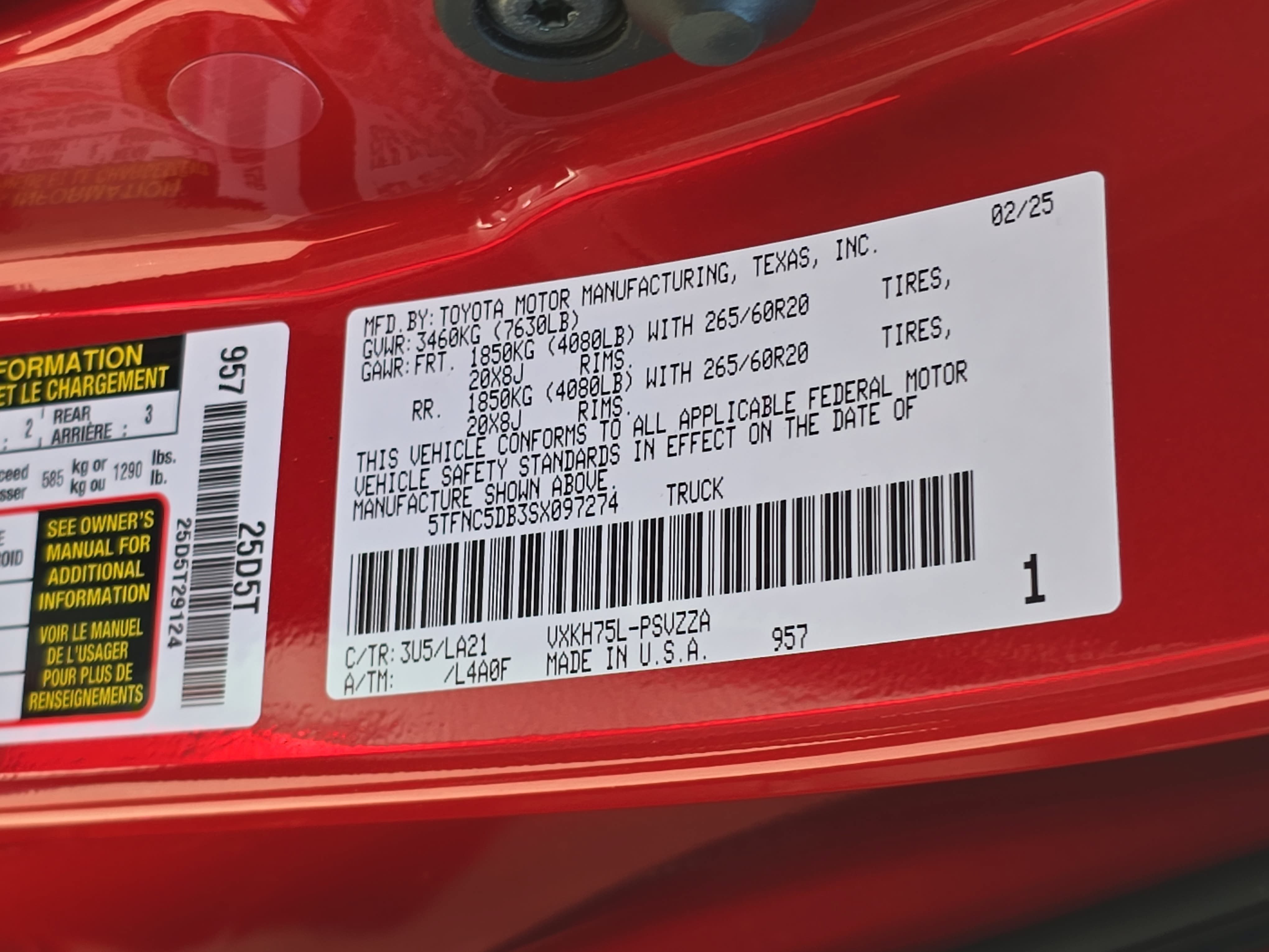 Used 2025 Toyota Tundra Platinum AWD/4WD image 36