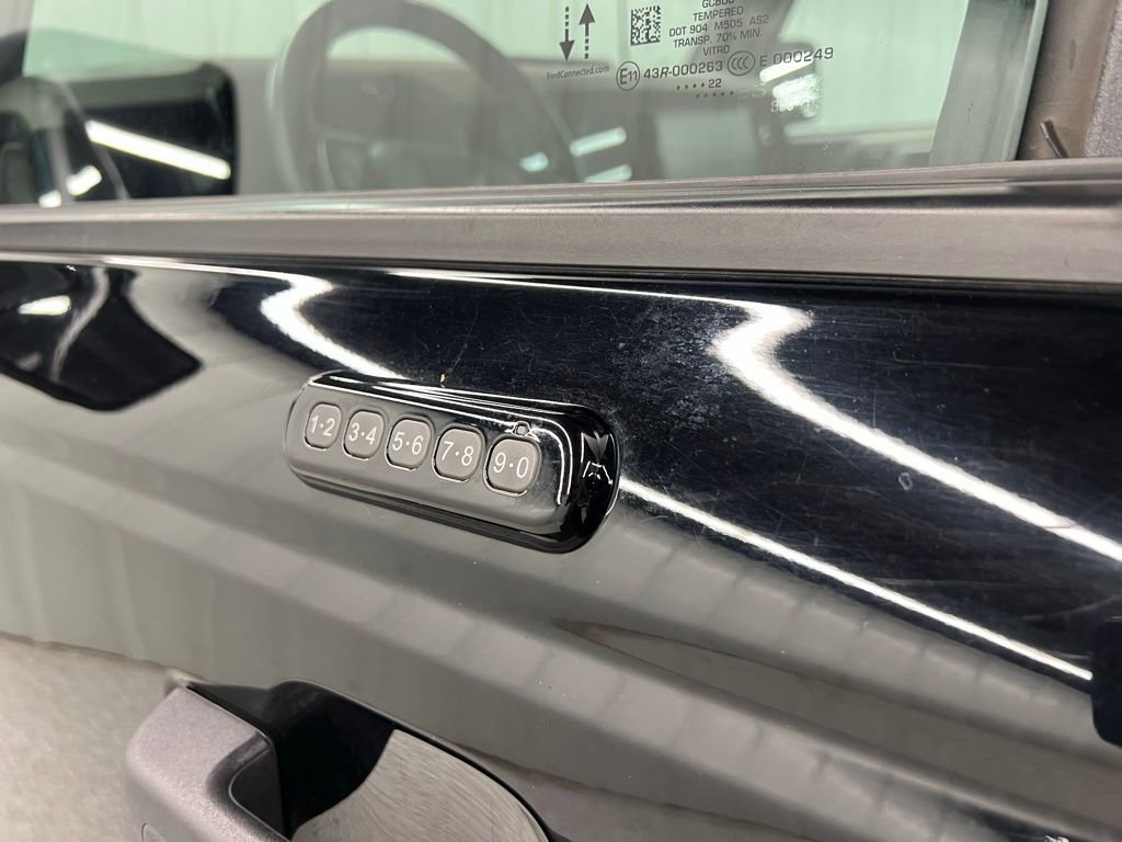 Used 2022 Ford Bronco Wildtrak image 17