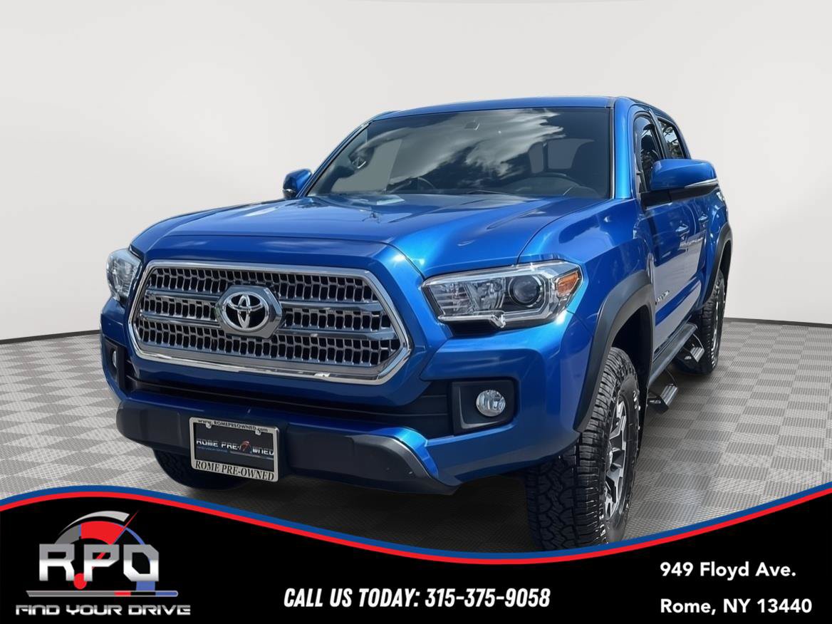 Used 2017 Toyota Tacoma TRD Off-Road w/ Premium & Technology Package AWD/4WD image 1