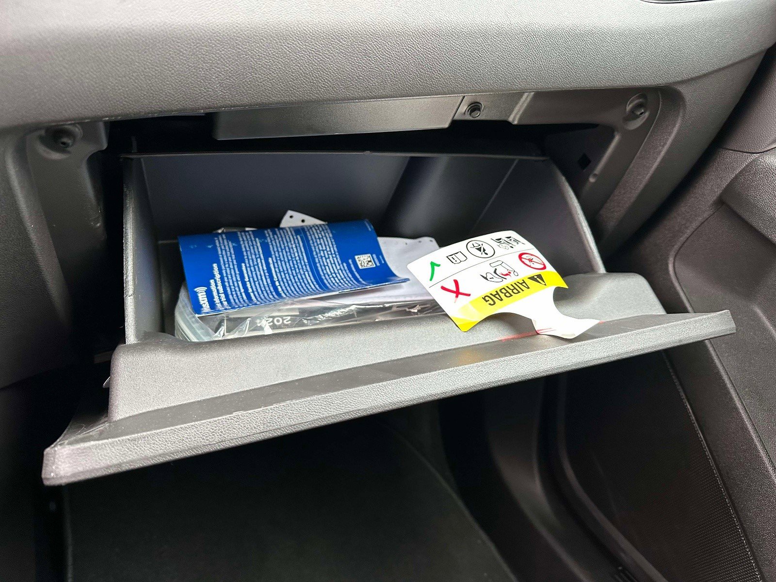 Certified 2024 Chevrolet Equinox LS AWD/4WD image 21