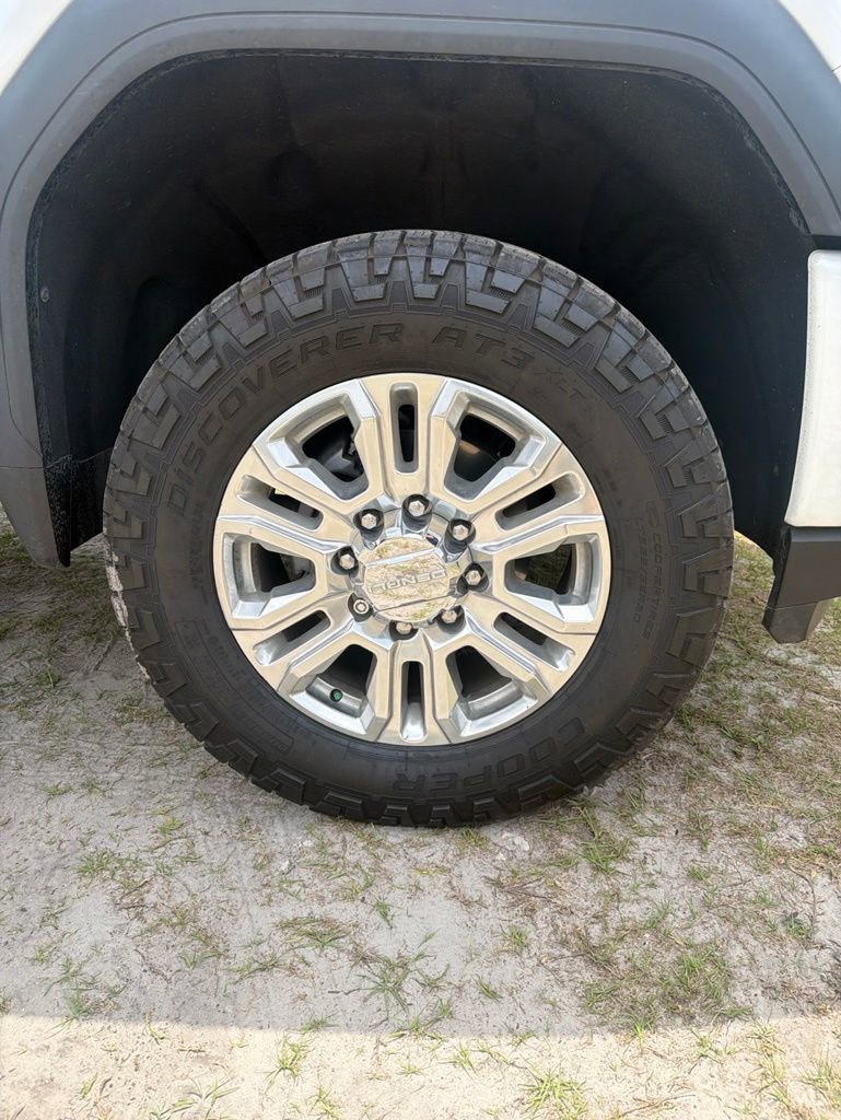 Used 2020 GMC Sierra 2500 Denali w/ Denali Ultimate Package AWD/4WD image 8