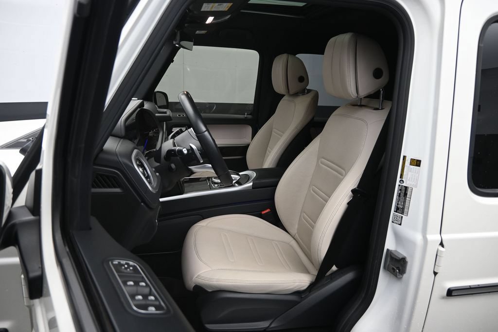 Used 2021 Mercedes-Benz G 550 image 21