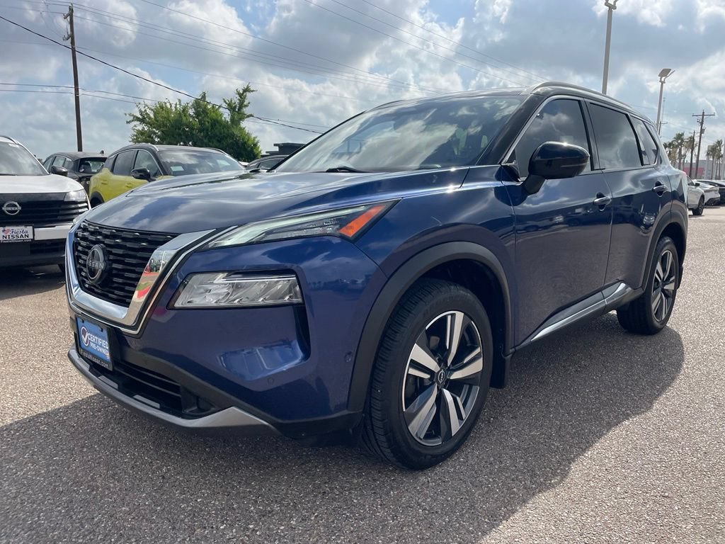 Certified 2023 Nissan Rogue SL w/ SL Premium Package FWD image 3