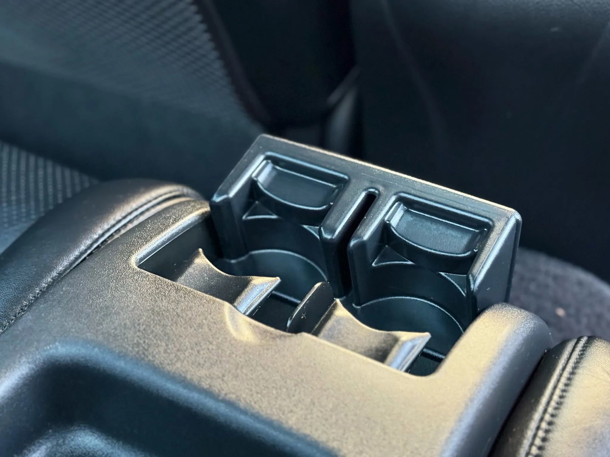 Used 2012 INFINITI G37 x Coupe w/ Premium Pkg image 32