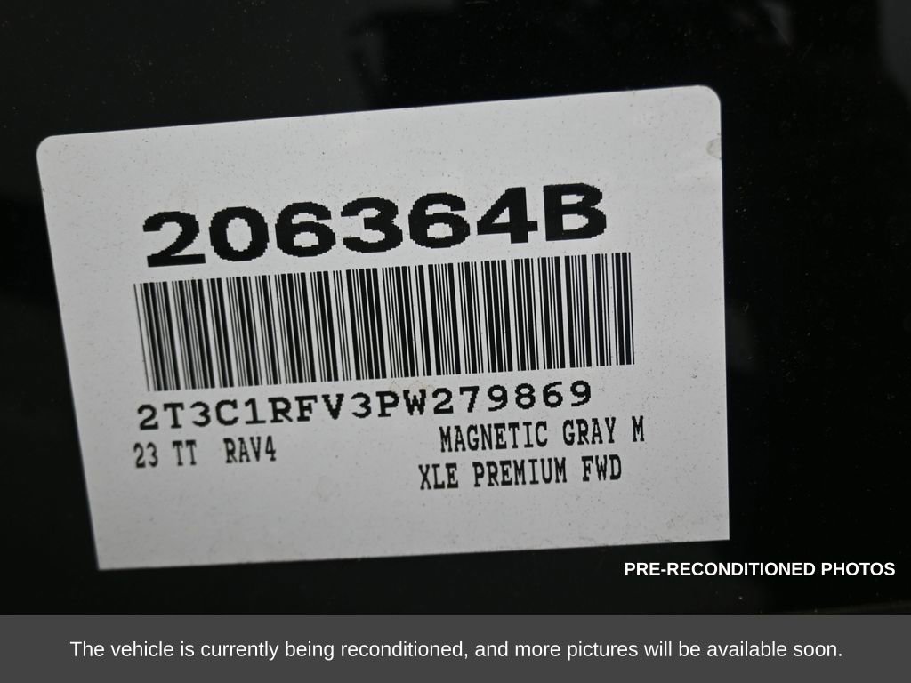 Used 2023 Toyota RAV4 XLE Premium image 15