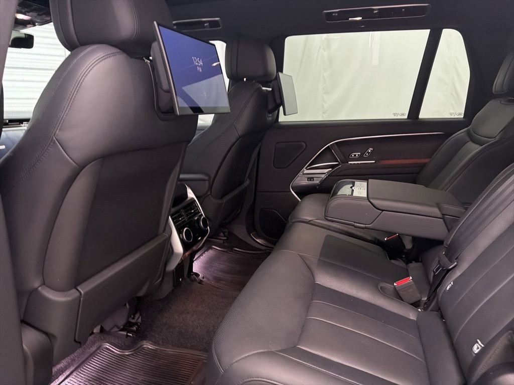 Used 2025 Land Rover Range Rover Long Wheelbase SE image 20