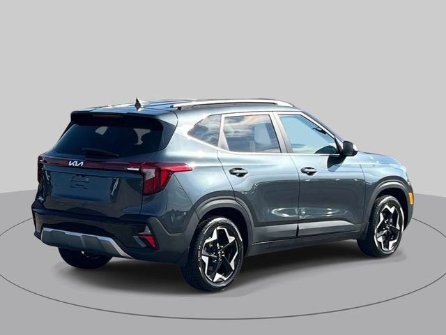 Used 2024 Kia Seltos EX AWD/4WD image 4