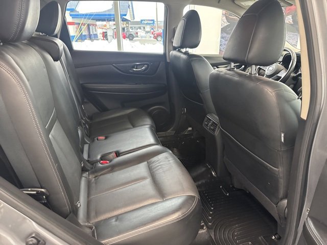 Used 2018 Nissan Rogue SL image 8