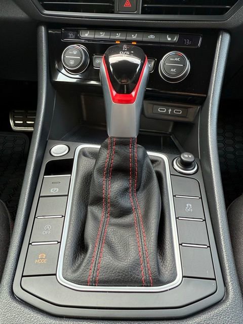 Used 2024 Volkswagen Jetta GLI 40th Anniversary Edition image 22