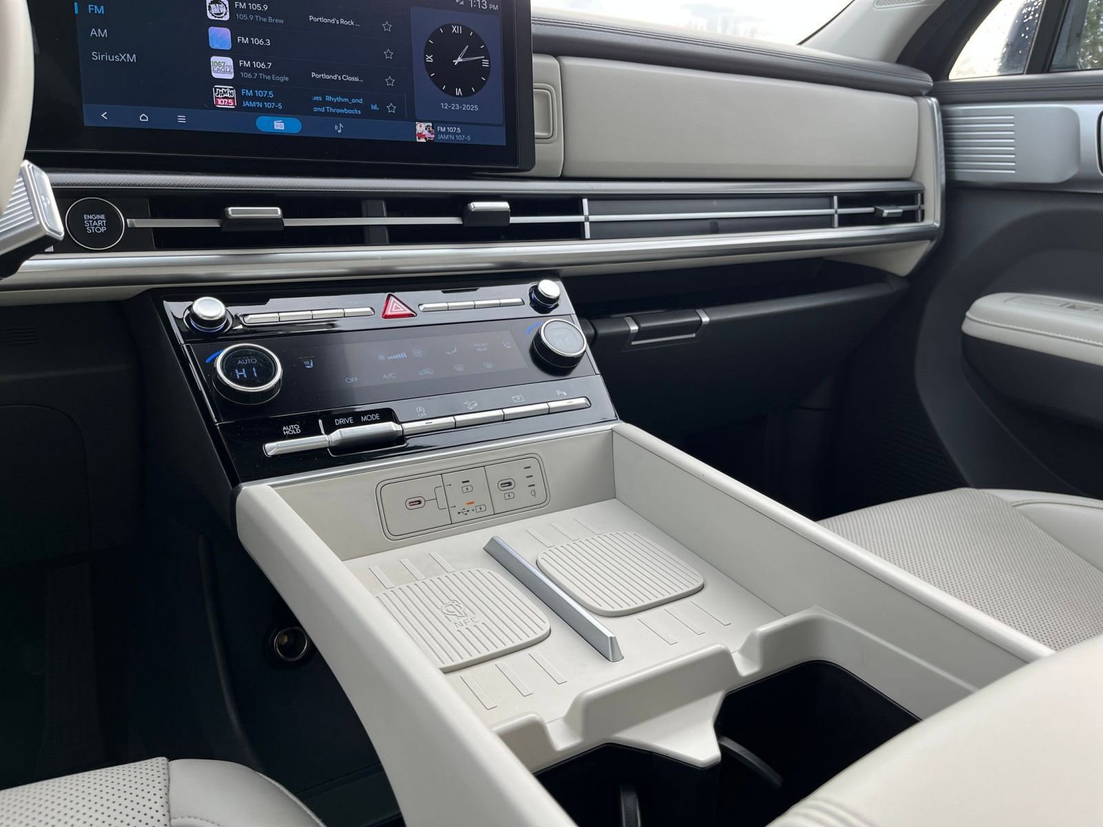 Used 2025 Hyundai Santa Fe SEL image 44