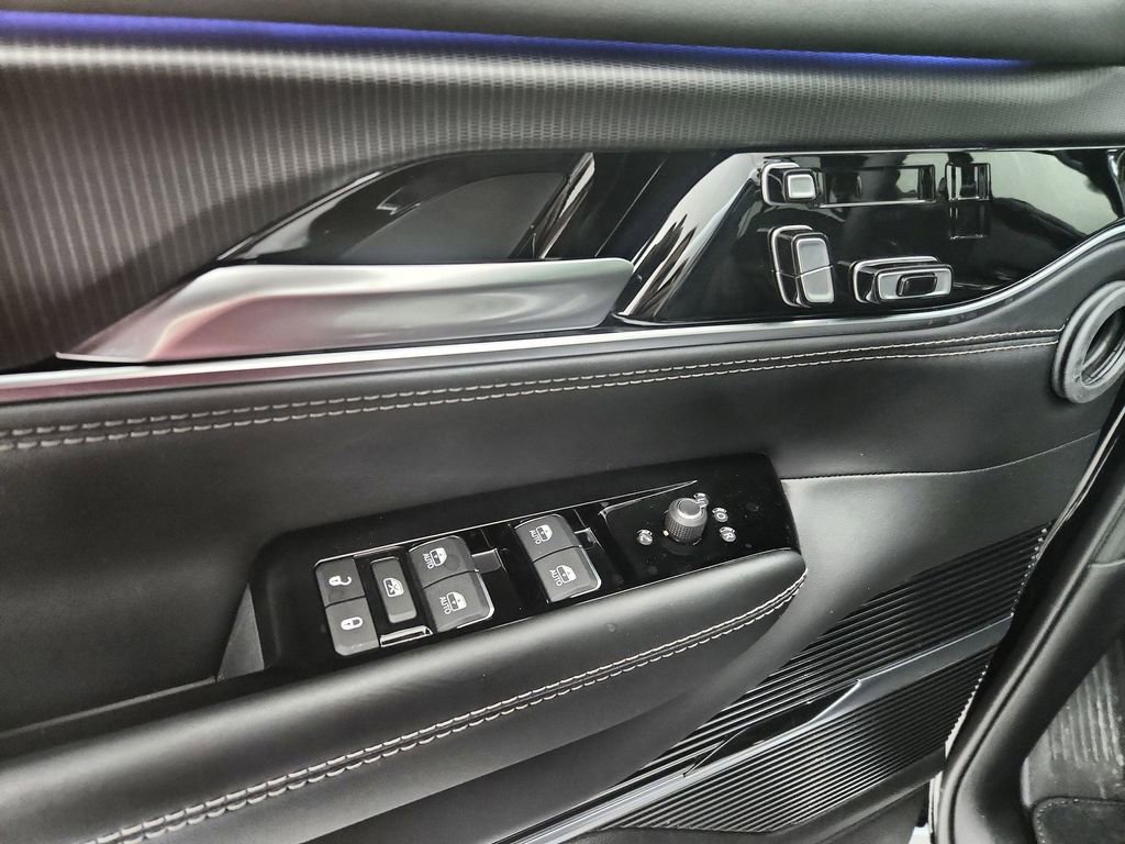 New 2026 Jeep Grand Wagoneer Summit w/ Rear Seat Video Group I image 21