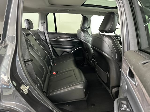 Used 2023 Jeep Grand Cherokee 30th Anniversary image 27
