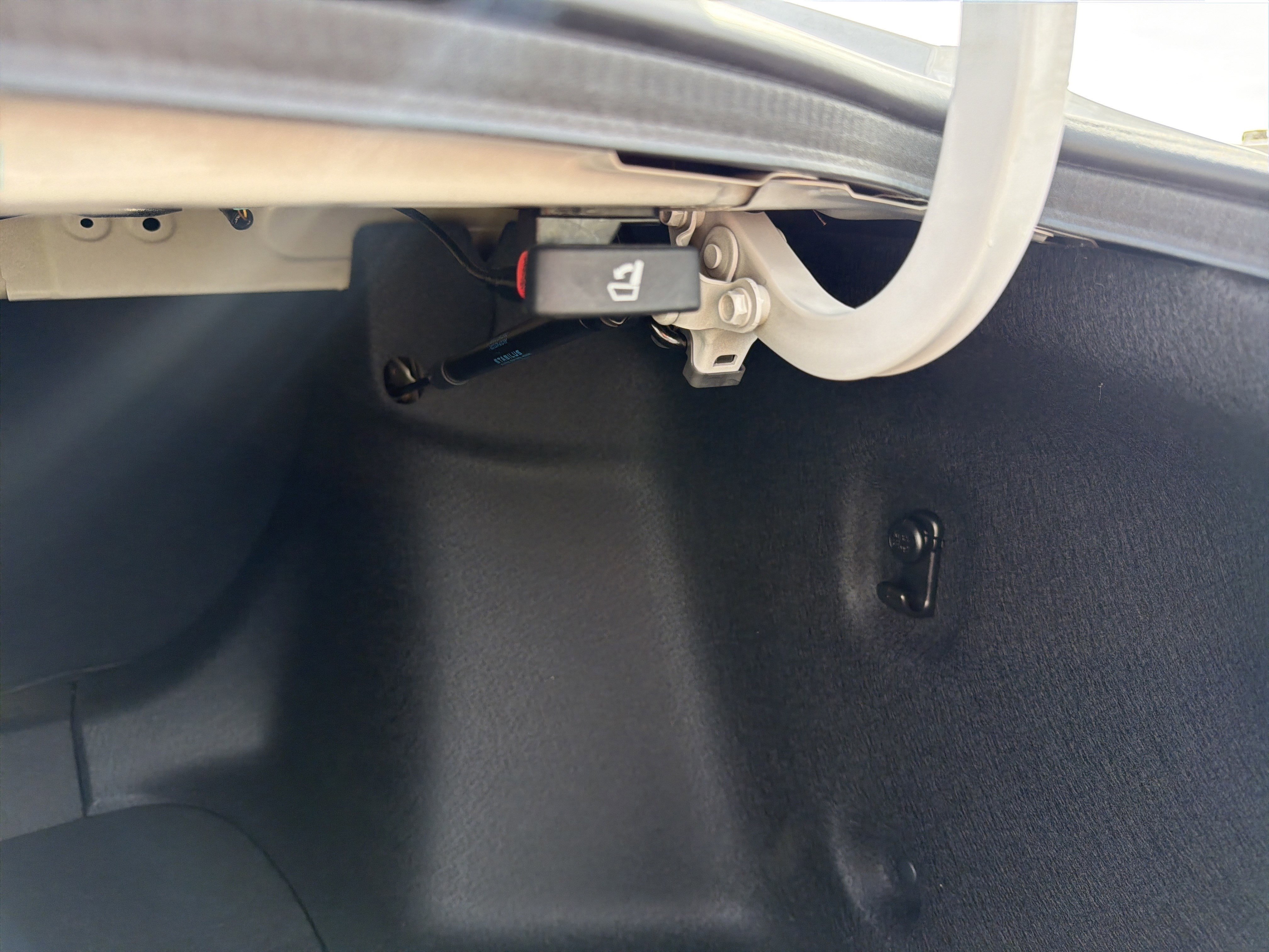 Certified 2025 Honda Accord LX image 19