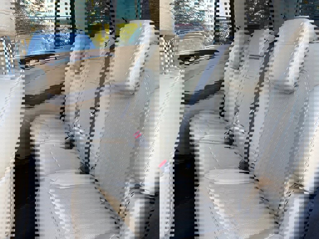 Certified 2019 Mercedes-Benz GLS 450 4MATIC w/ Premium 1 Package image 27