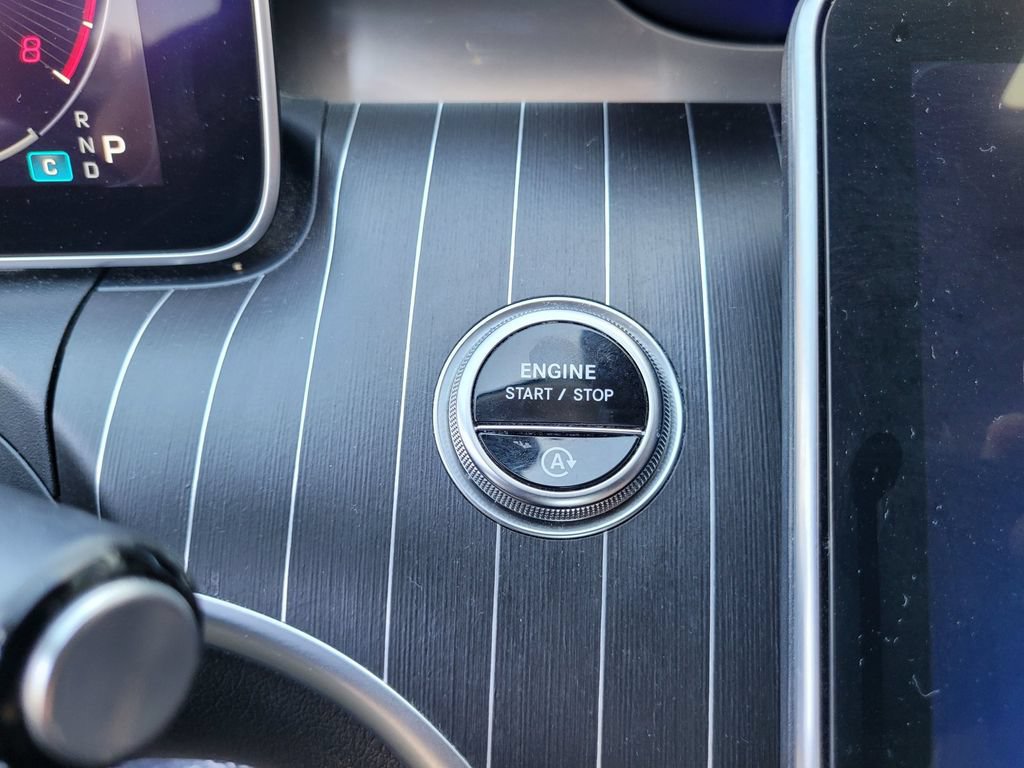 Used 2023 Mercedes-Benz C 300 Sedan image 24