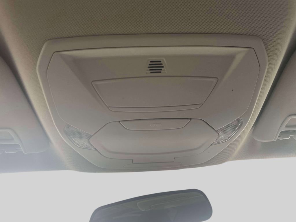 Used 2019 Ford Escape SE image 31