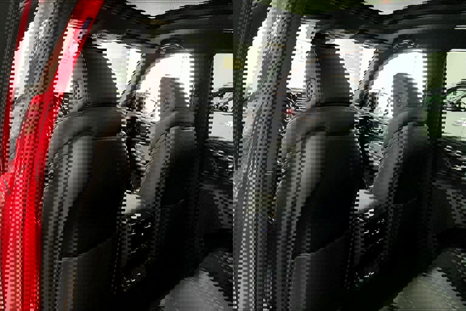 Used 2023 Acura MDX A-Spec image 11