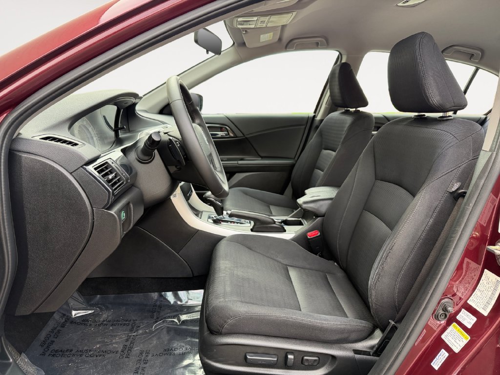 Used 2015 Honda Accord Sport image 14