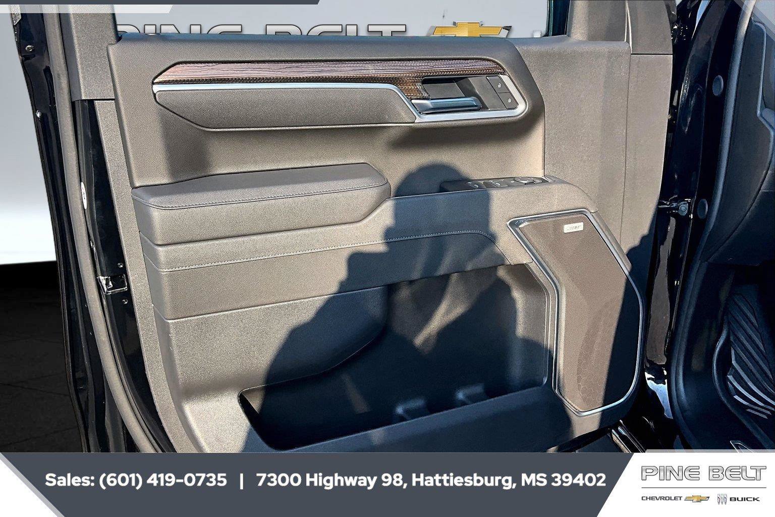 New 2026 Chevrolet Silverado 1500 RST w/ Convenience Package II AWD/4WD image 18