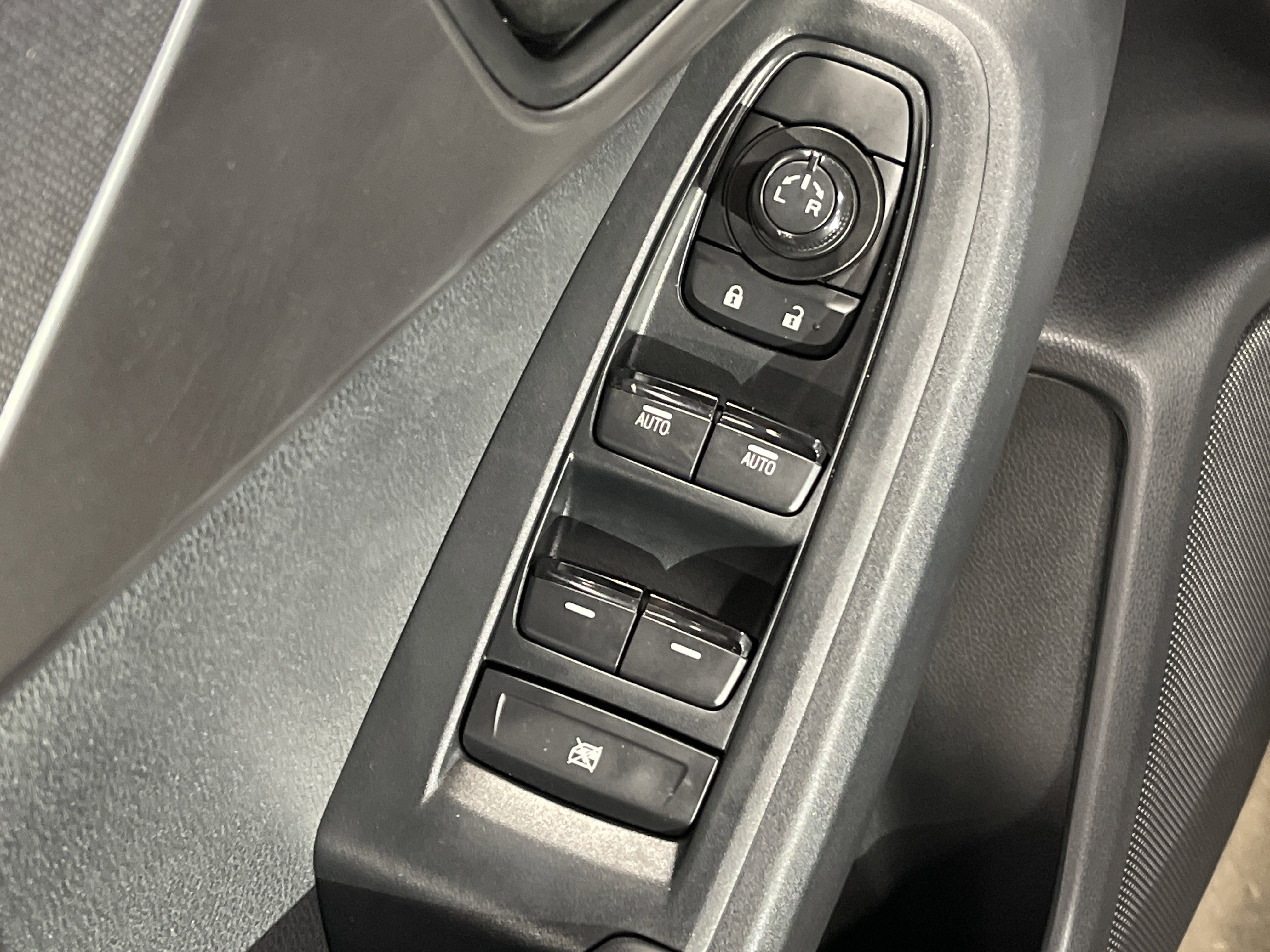 Used 2024 Subaru Impreza 2.0i Sport image 7