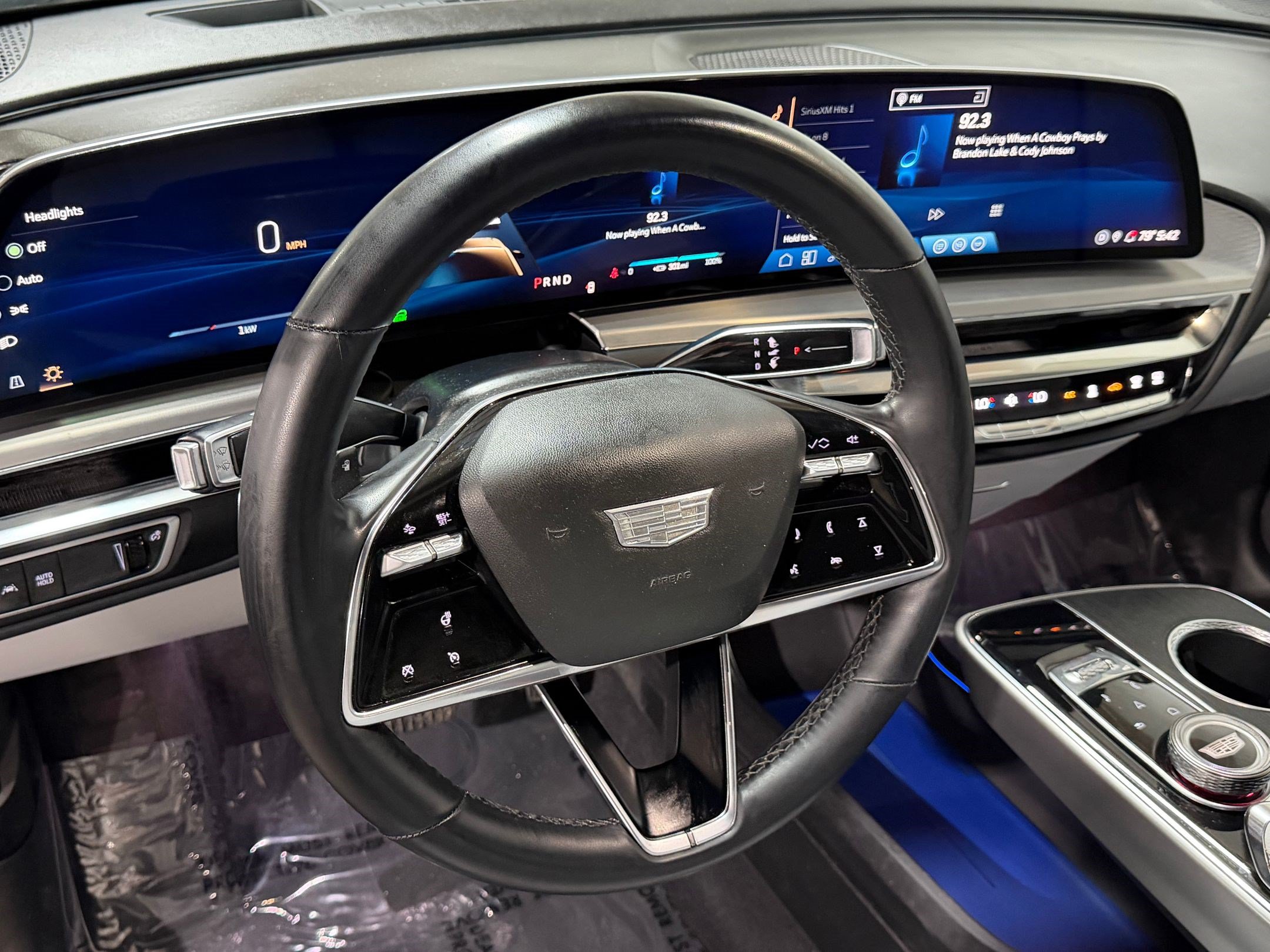 Certified 2024 Cadillac Lyriq Luxury RWD image 9