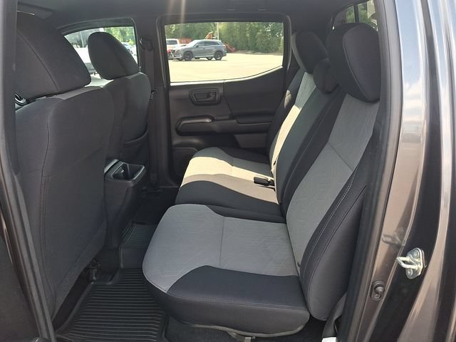 Used 2020 Toyota Tacoma TRD Sport w/ Technology Package AWD/4WD image 10