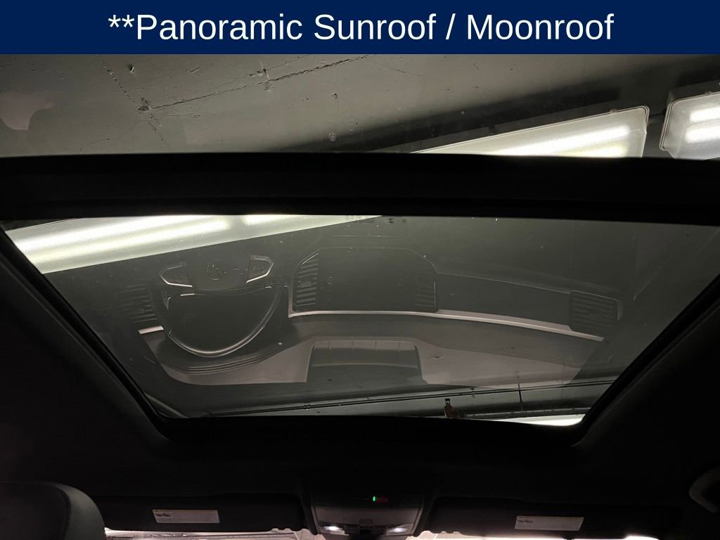 Used 2023 Volkswagen Atlas Cross Sport SEL R-Line image 9