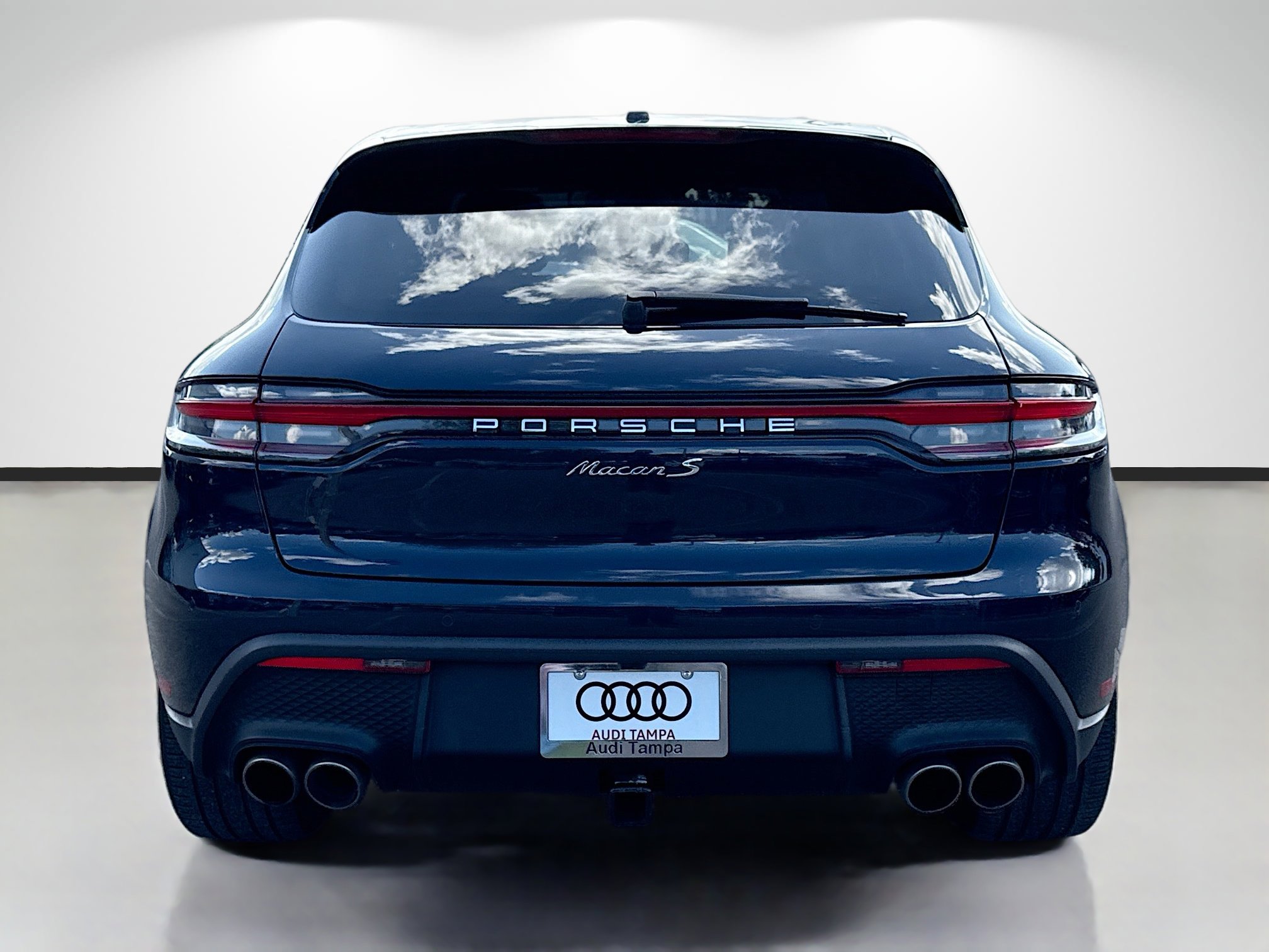 Used 2022 Porsche Macan S image 4