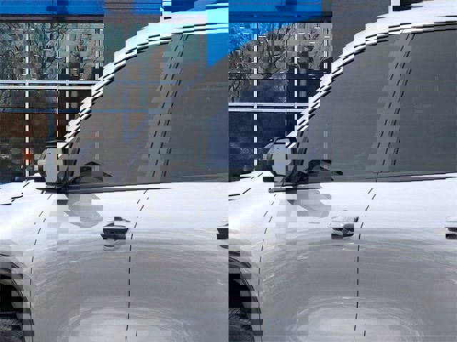 New 2026 Chevrolet Traverse LT w/ LPO, Floor Liner Package image 12